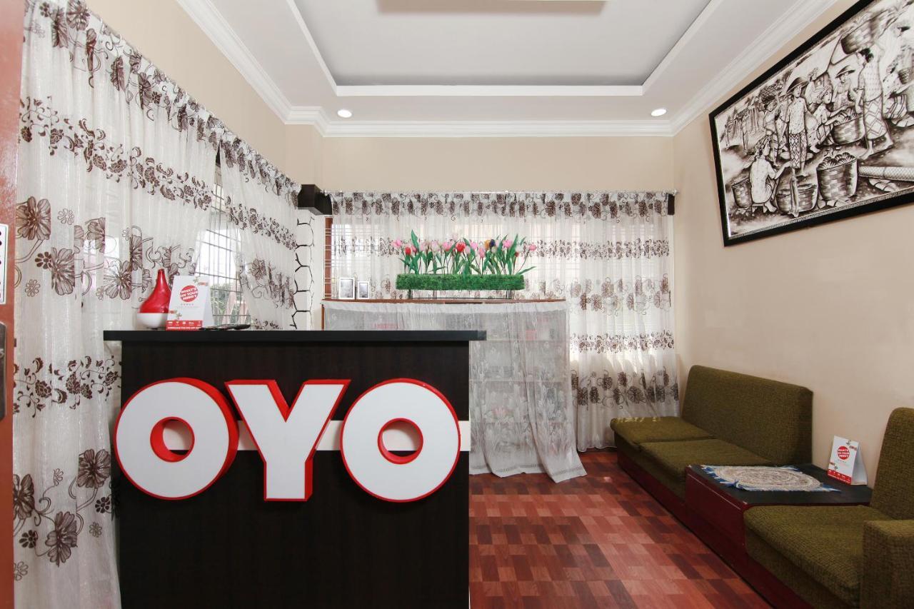 Oyo799迪恩酒店 不拉士打宜 外观 照片